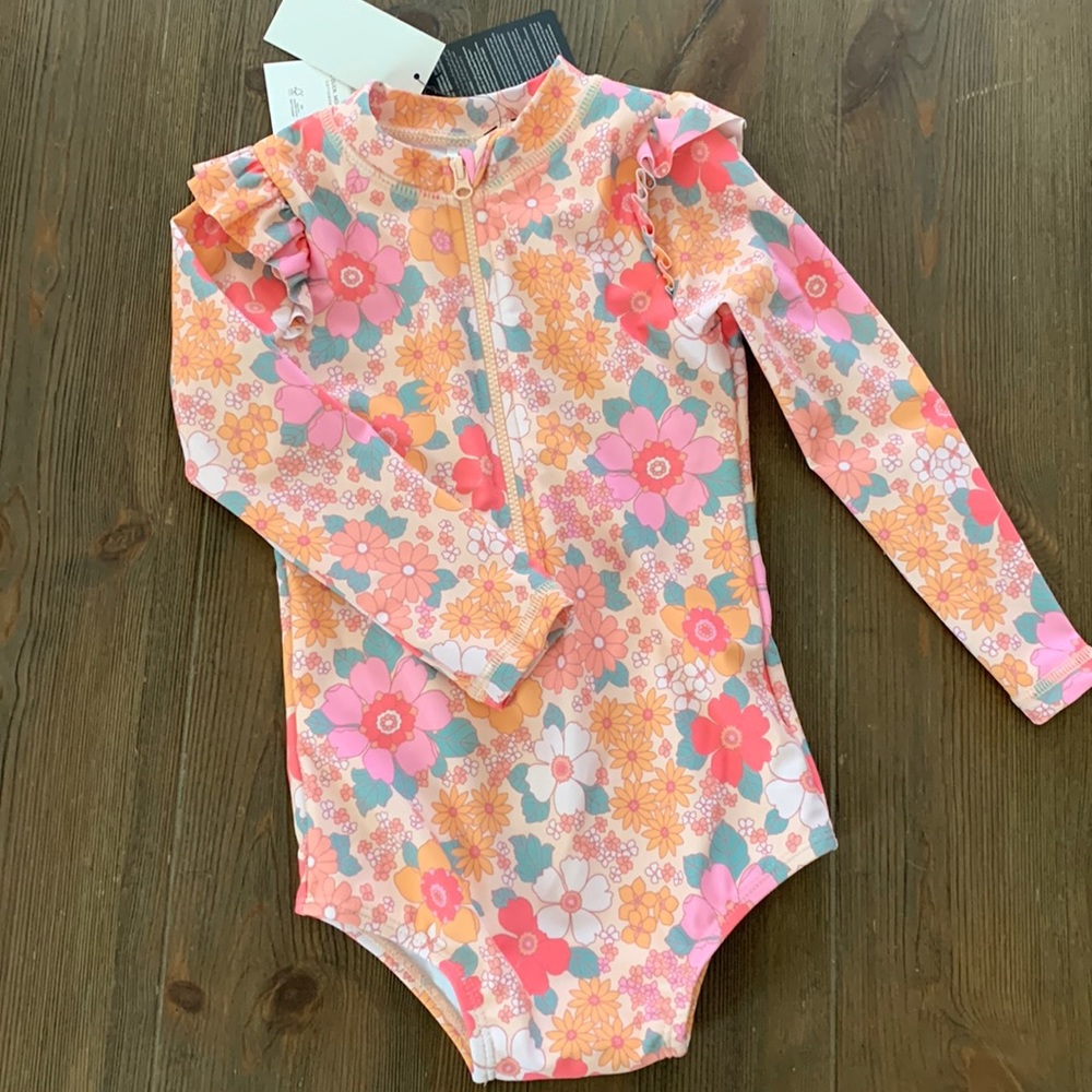 Rashguard One Piece Swim by Cotton On🌻